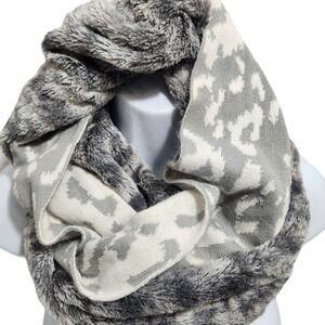 Infinity Scarf Gray Faux Fur Knit Acrylic Polyester One Size Collection Eighteen